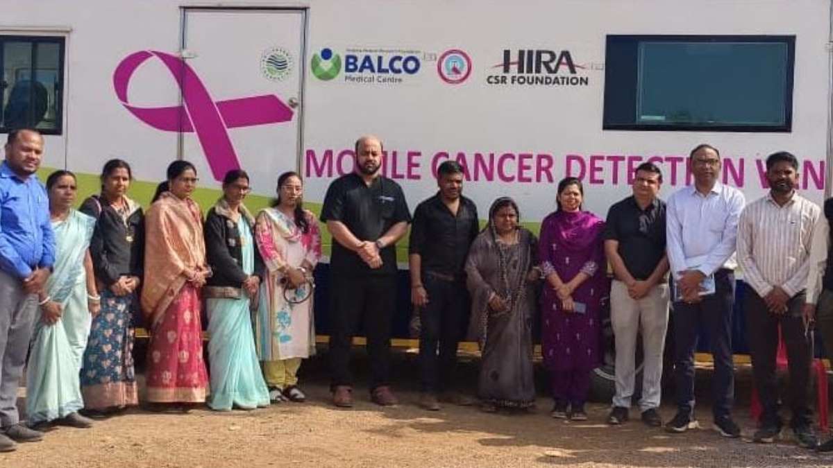 राज्यपाल के गोद ग्राम सोनपुरी में स्वास्थ्य की बड़ी पहल, 469 ग्रामीणों को मिला निःशुल्क जांच एवं परामर्श का लाभ