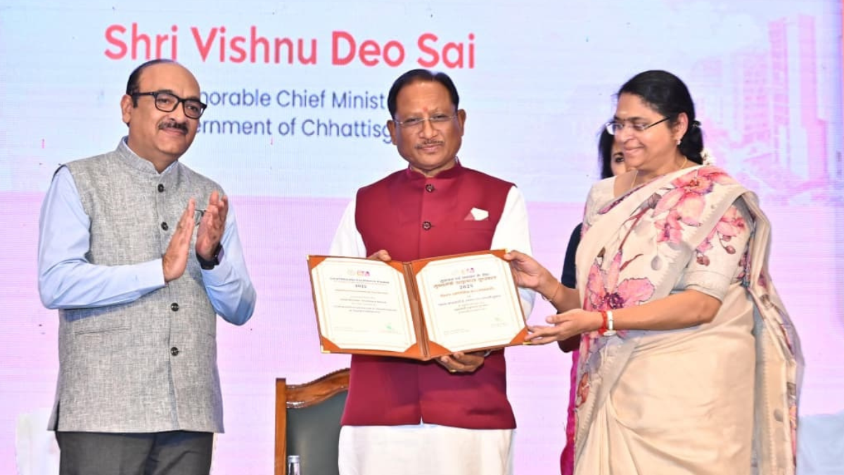 आधुनिक ऑनलाइन तकनीकों ने बढ़ाई आबकारी विभाग की पारदर्शी व्यवस्था में विश्वसनीयता