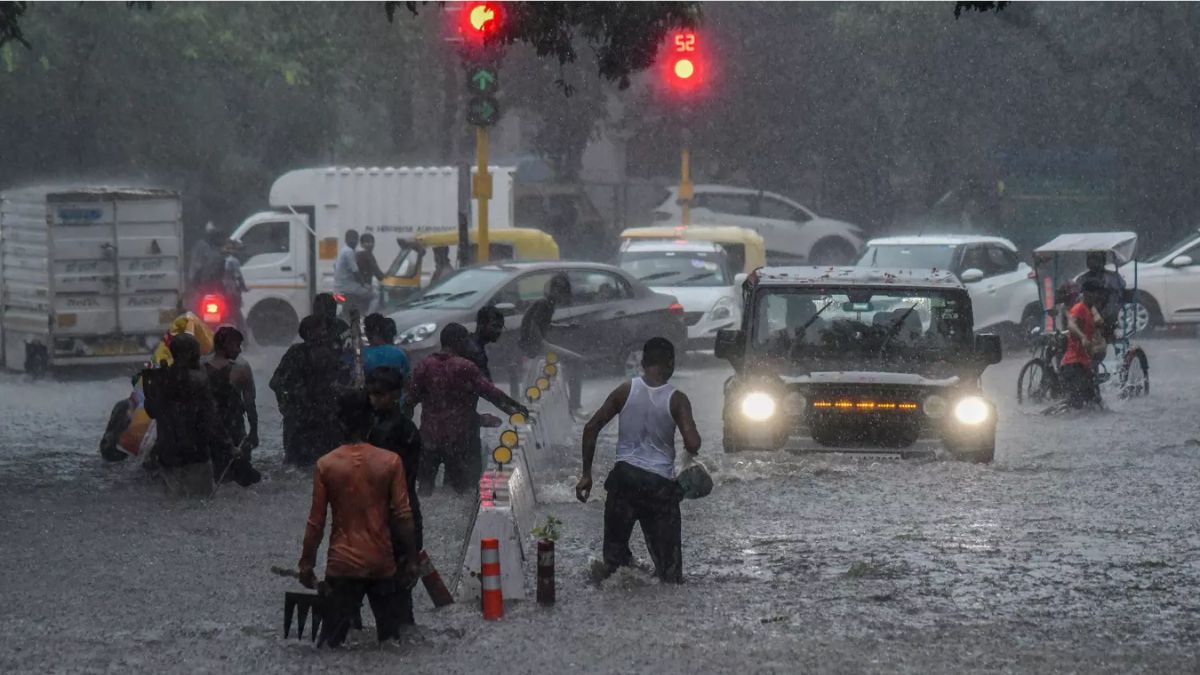 अगले 72 घंटो में इन 40 जिलों में बरसेंगे बादल, मौसम विभाग ने जारी किया Rain Alert