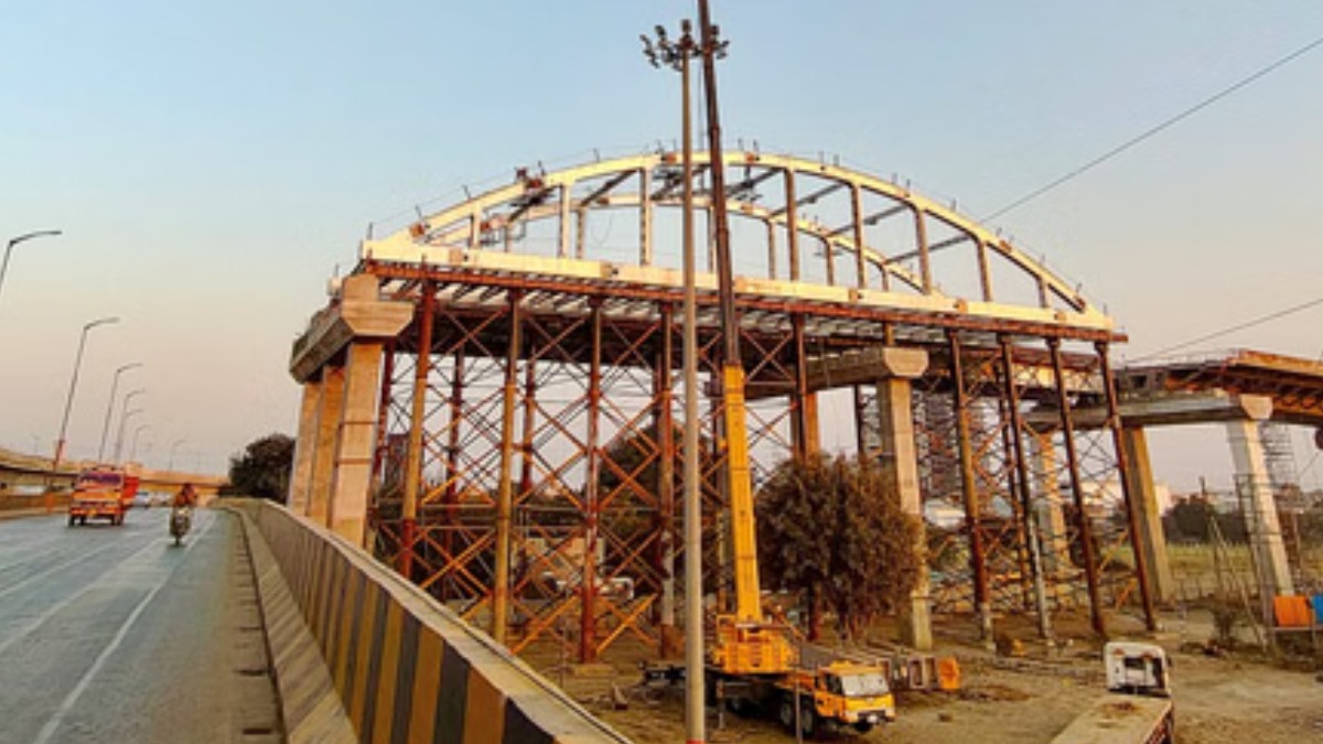 मेट्रो से डबल डेकर तक, नए साल में इंदौर को मिलेंगी कई बड़ी सौगातें, जनता को भी मिलेगा लाभ