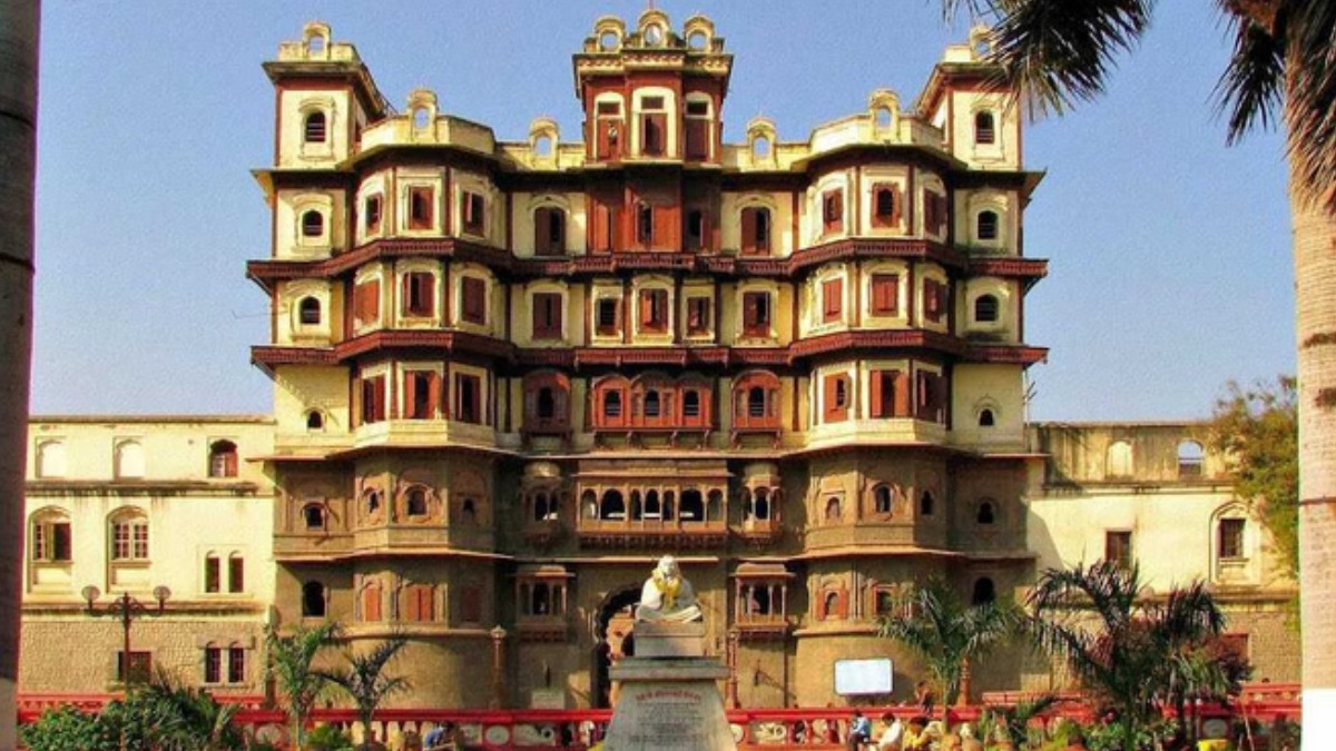 2026 के लिए Indore में स्थानीय अवकाशों की हुई घोषणा, पहली बार मकर संक्राति पर भी रहेगी छुट्टी