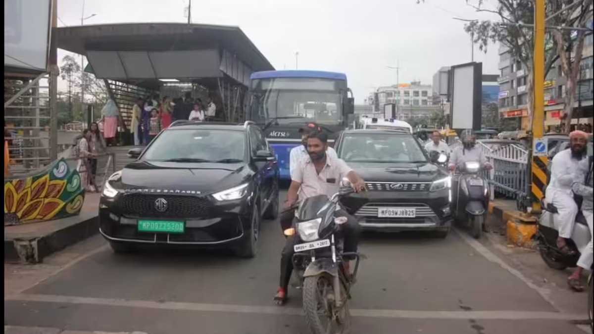 वाहन चालकों के लिए बड़ी राहत, इंदौर RTO की इस नई स्कीम से अब 50 हजार का टैक्स भर सकेंगे सिर्फ 5 हजार में