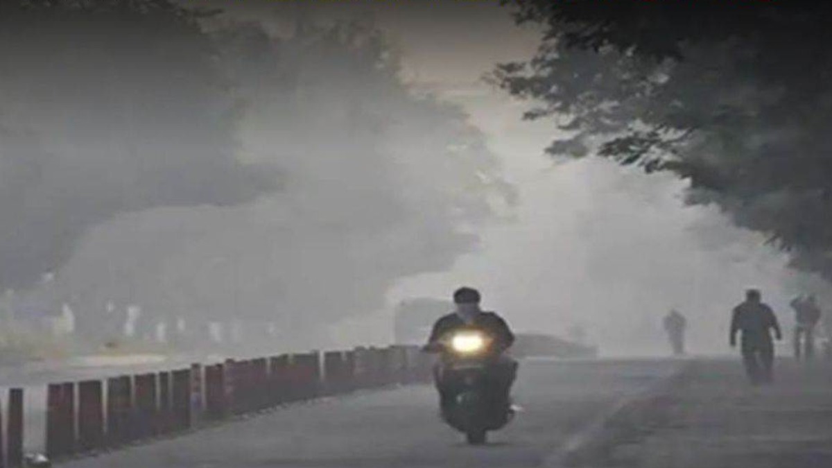 कड़ाके की ठंड से कांपा मध्यप्रदेश, 19 जिलों में स्कूल बंद और कई शहरों में समय बदला