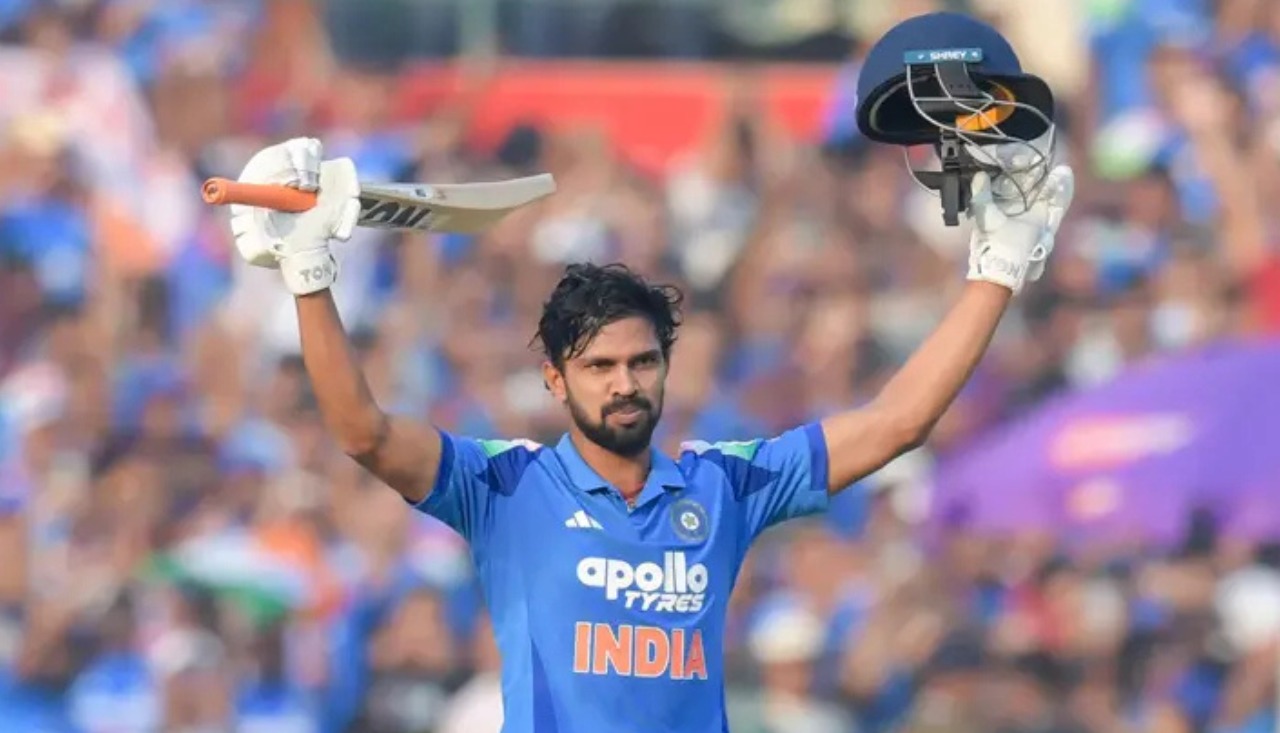 भारतीय टीम से बाहर होने के बाद भी इस बल्लेबाज ने जड़ा शतक, विजय हजारे ट्रॉफी में रचा इतिहास