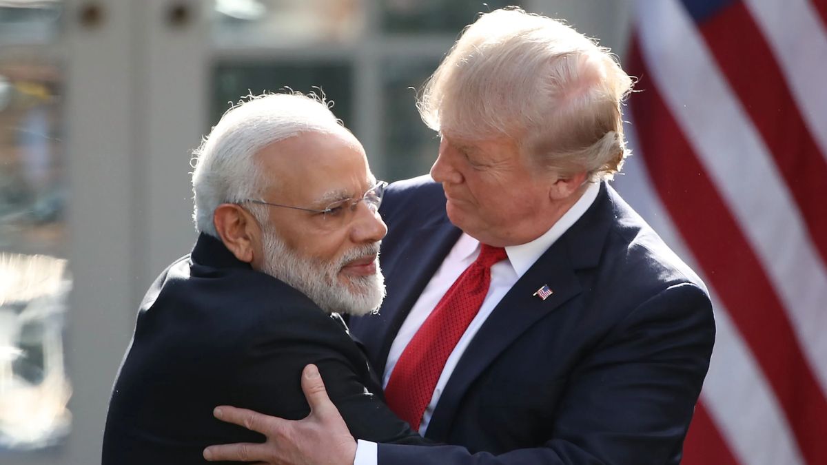 डोनाल्ड ट्रंप ने भारत के लिए टैरिफ 25% से घटाकर 18% किया, पीएम मोदी से बातचीत के बाद बड़ा फैसला