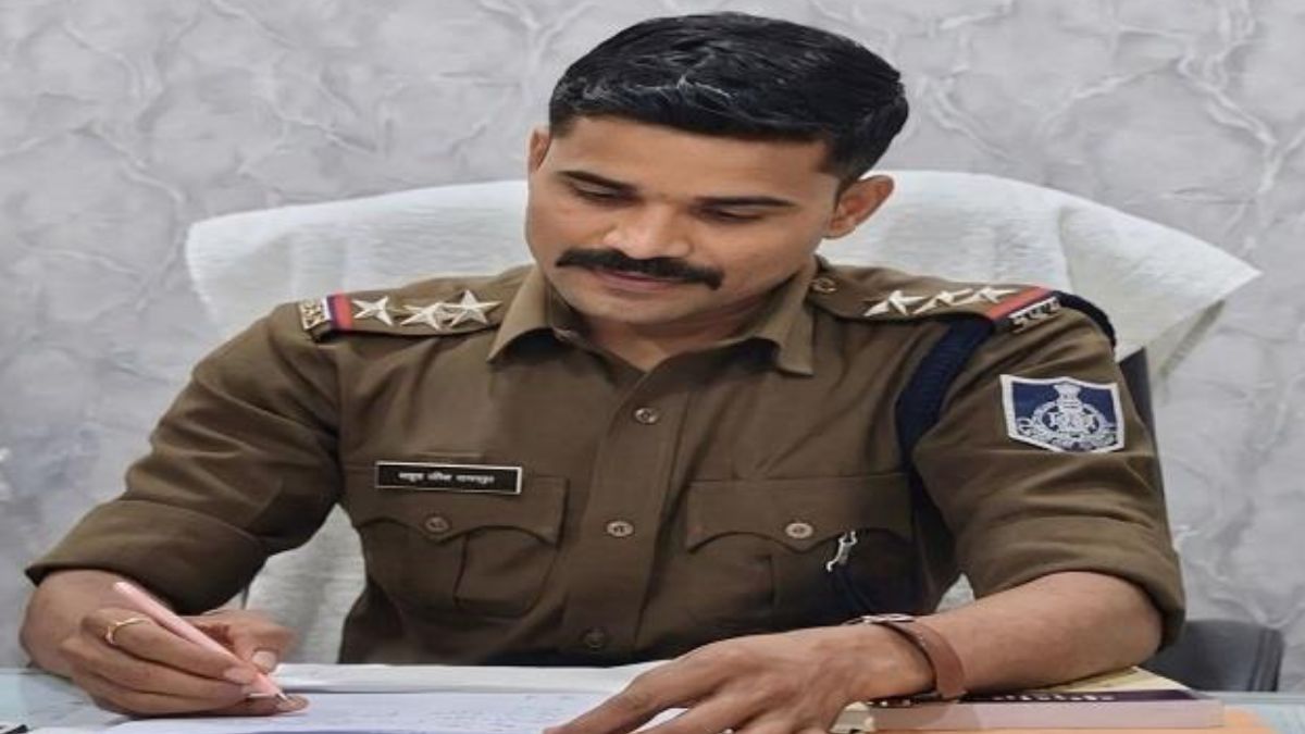 मुख्यमंत्री के दौरे में लापरवाही पड़ी भारी, ड्यूटी से गायब ट्रैफिक TI पर गिरी गाज, तत्काल प्रभाव से हुए सस्पेंड