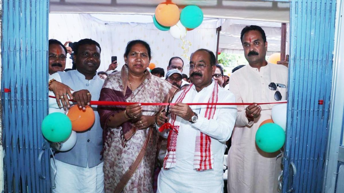 उप मुख्यमंत्री साव ने किया मावा मोदोल लाइब्रेरी चारामा का शुभारंभ