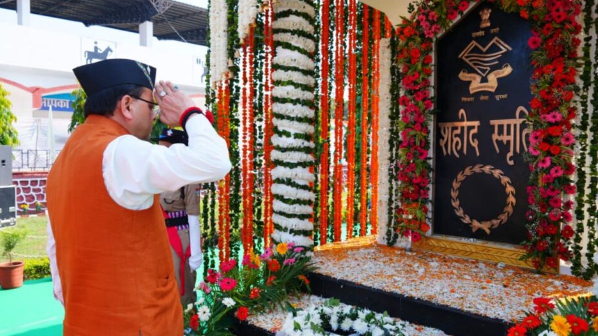 सीएम धामी ने पुलिस स्मृति दिवस परेड के अवसर पर आयोजित कार्यक्रम में किया प्रतिभाग किया