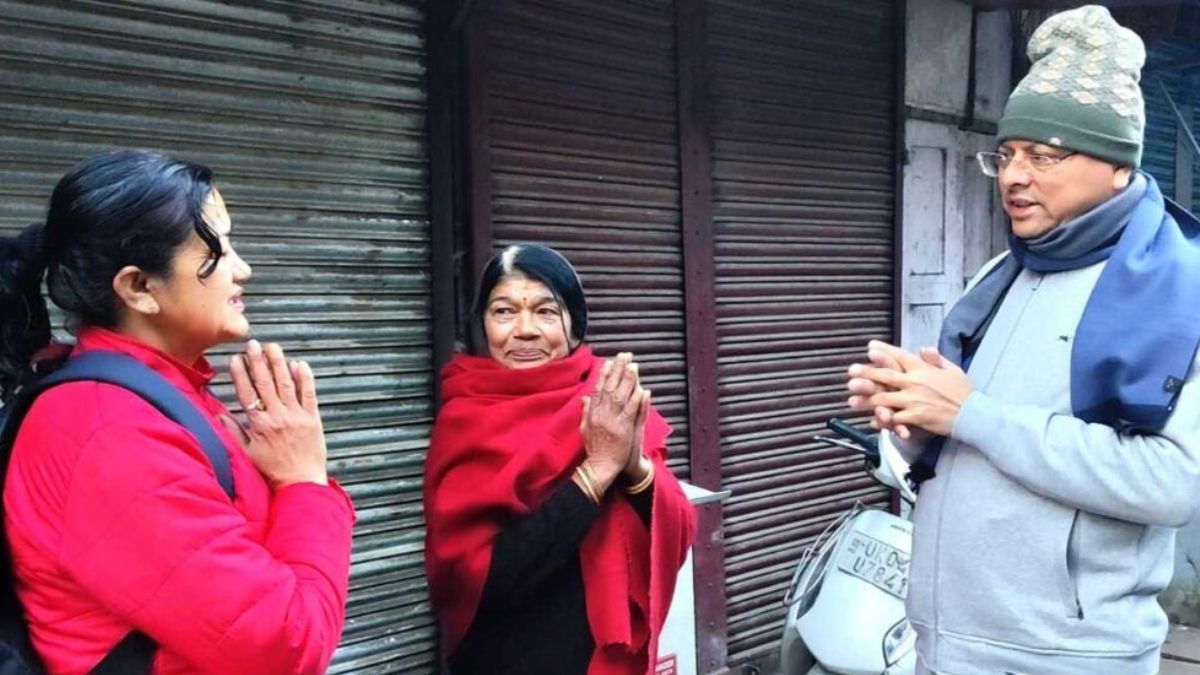 नैनीताल में सीएम धामी ने मॉर्निंग वॉक के दौरान जनता से की मुलाकात