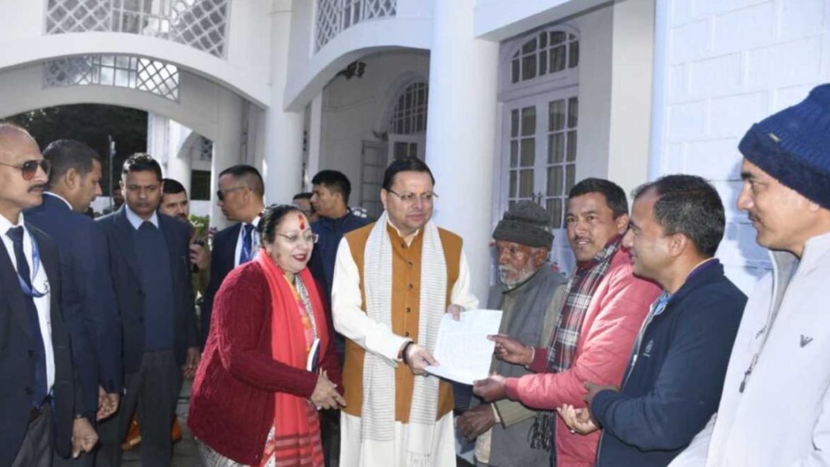 लोक सेवा आयोग से चयनित 178 अभ्यर्थियों को मुख्यमंत्री धामी ने प्रदान किए नियुक्ति पत्र