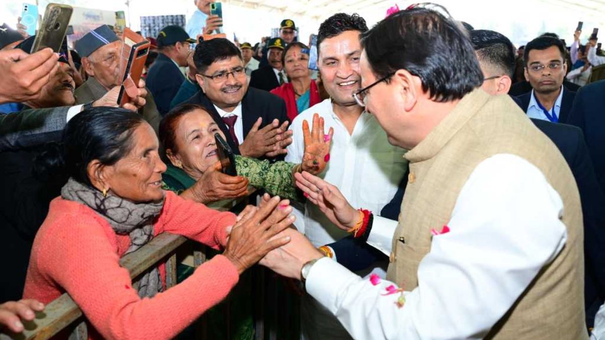 राज्य स्थापना की रजत जयंती पर मुख्यमंत्री ने ‘पूर्व सैनिक सम्मेलन’ का किया उद्घाटन