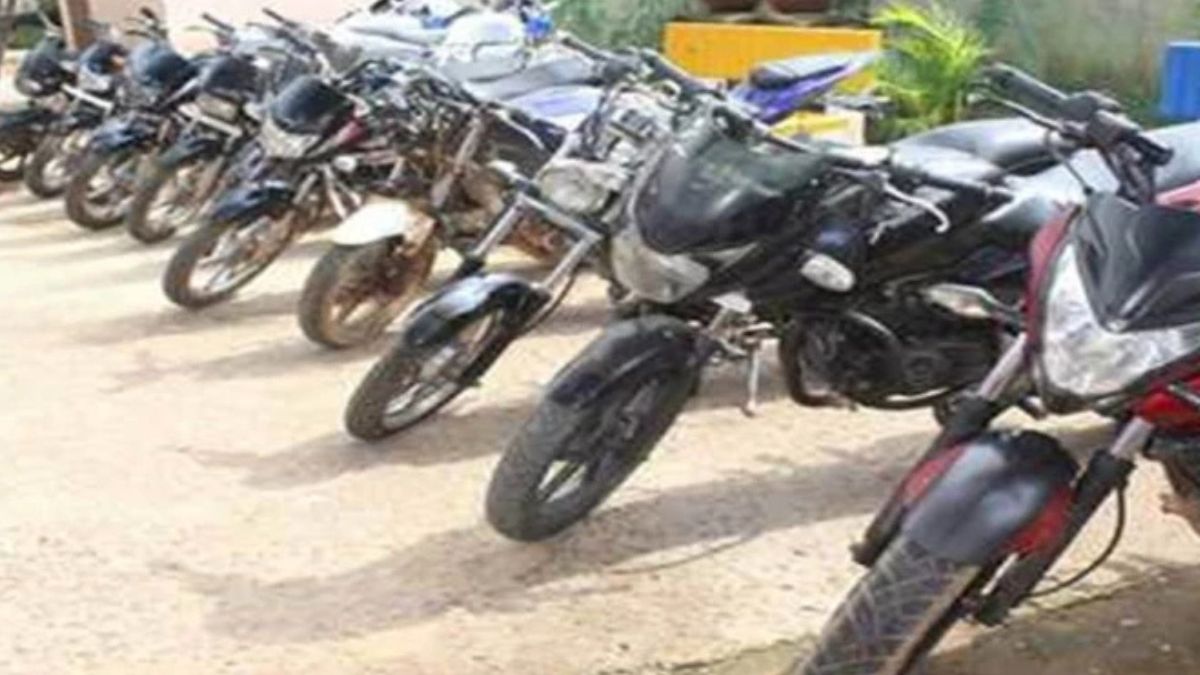 गर्लफ्रेंड को रोज नई बाइक पर घुमाना पड़ा महंगा, इंदौर पुलिस ने पकड़ी बाइक चोर गैंग