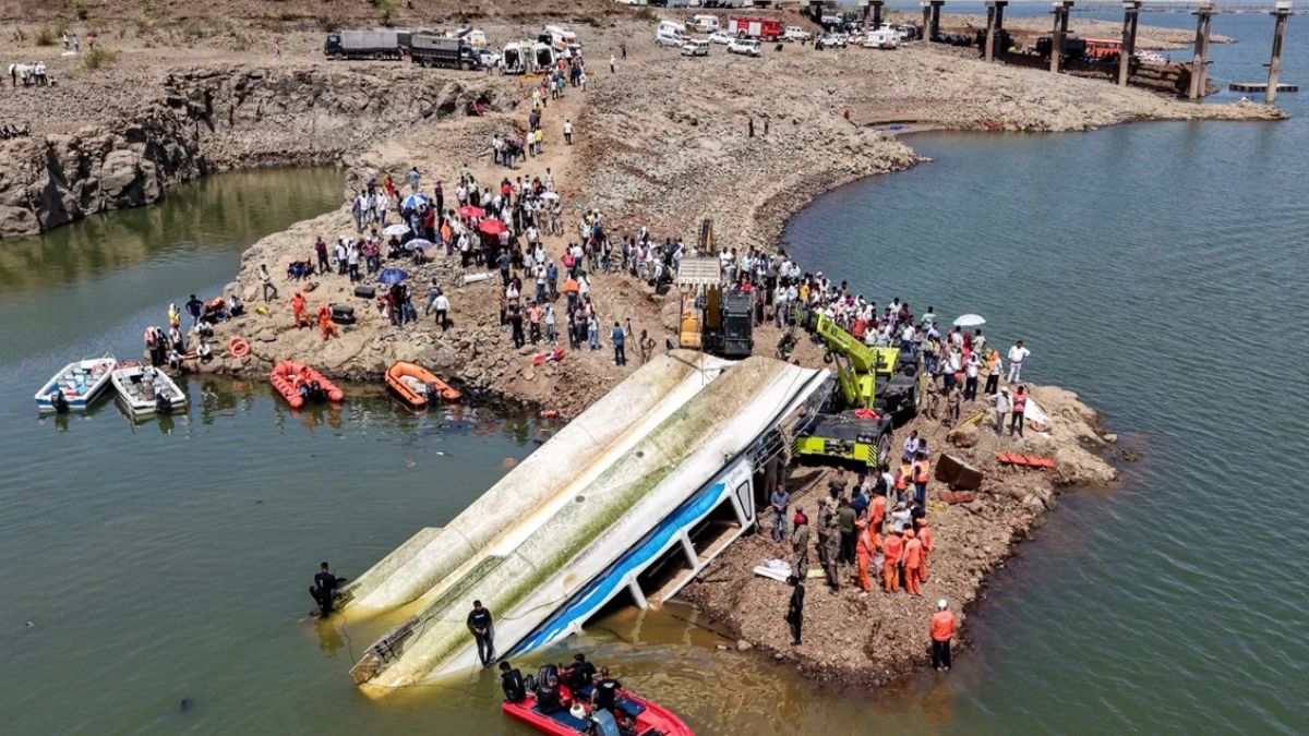 जबलपुर क्रूज हादसे में हुए बड़े खुलासे, 8वीं पास हेल्पर को बनाया पायलट, एक इंजन बंद होने के बाद भी पानी में उतार दिया था क्रूज
