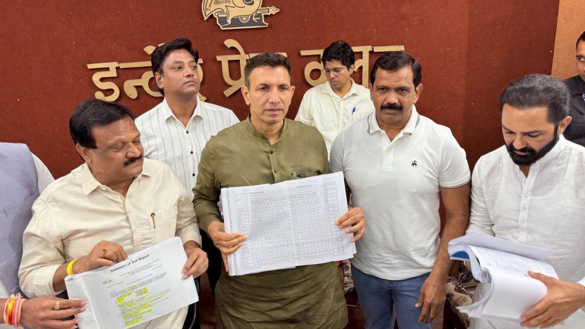 इंदौर में जनता को धीमा जहर दिया जा रहा… कांग्रेस ने लगाया बड़ा आरोप, शहर के 98% पानी के सैंपल हुए फेल