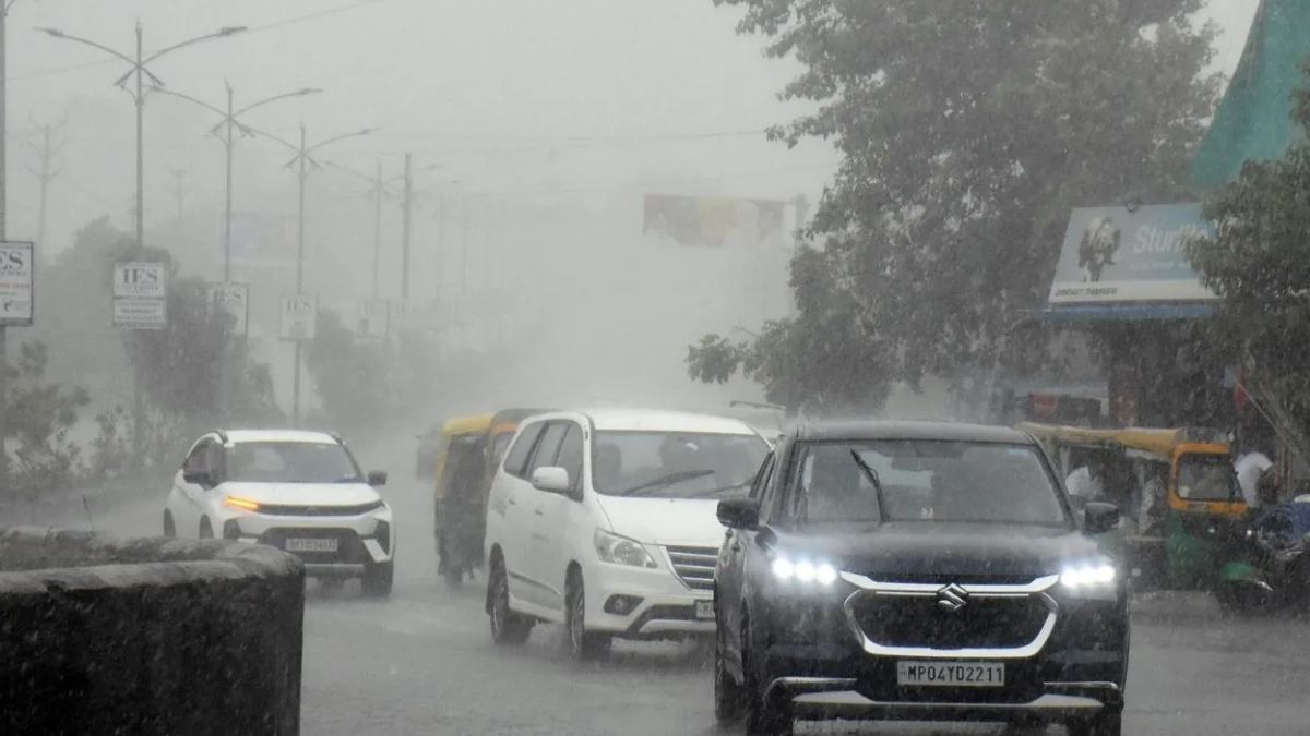 MP Weather : मध्यप्रदेश में इंदौर समेत 42 जिलों में होगी बारिश, मौसम विभाग ने जारी किया अलर्ट
