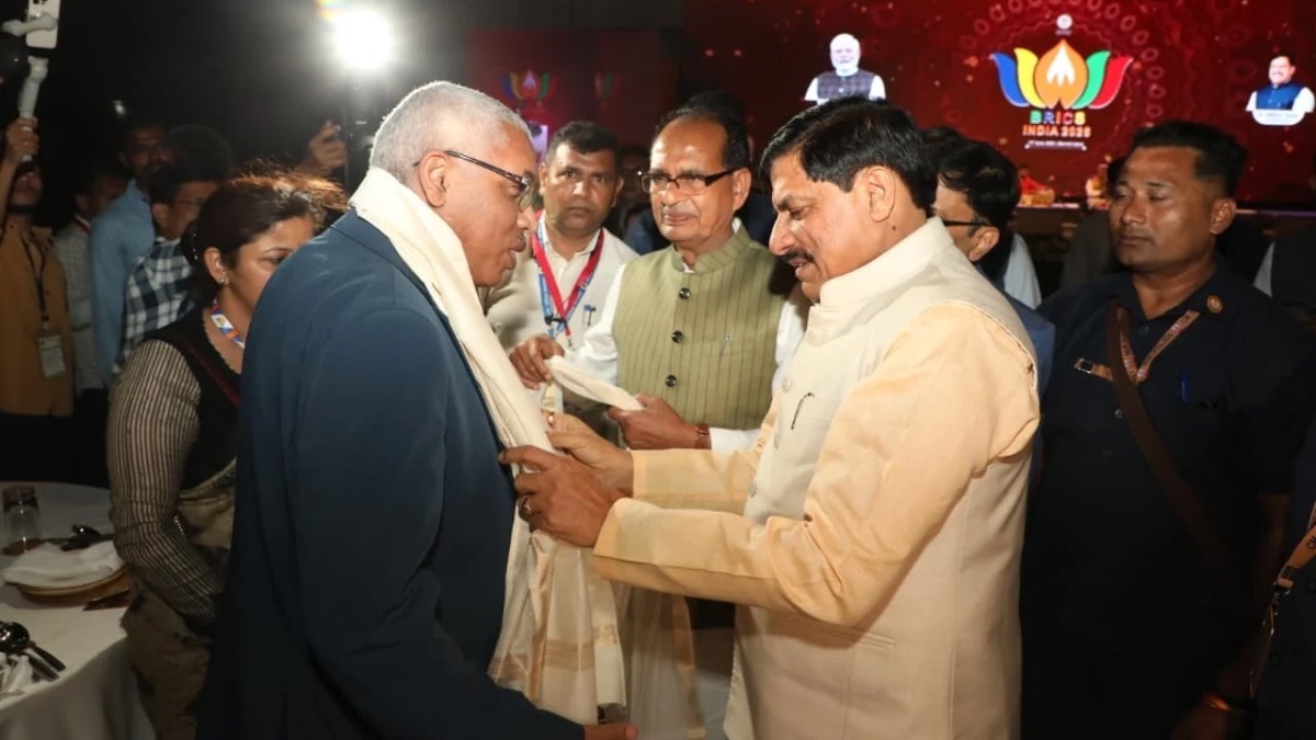 एक तरफ ब्रिक्स सम्मेलन के मेहमानों को दी डिनर पार्टी, दूसरी तरफ सीएम मोहन बोले- आत्म मूल्यांकन करे कांग्रेस