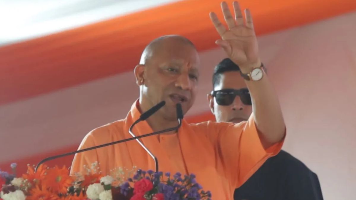 सीएम योगी आदित्यनाथ ने किया बड़ा ऐलान, आगरा में बनेगा इंटरनेशनल एयरपोर्ट