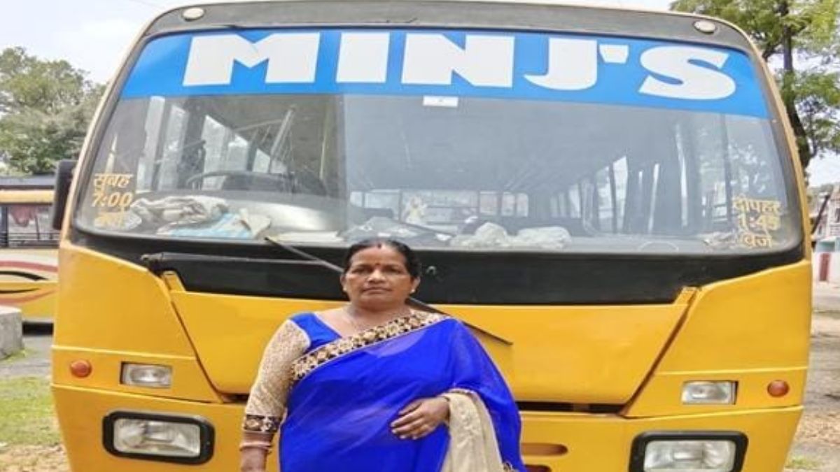 बिहान योजना से बदली रीता मिंज की तकदीर, बस परिवहन व्यवसाय से बनीं आत्मनिर्भर