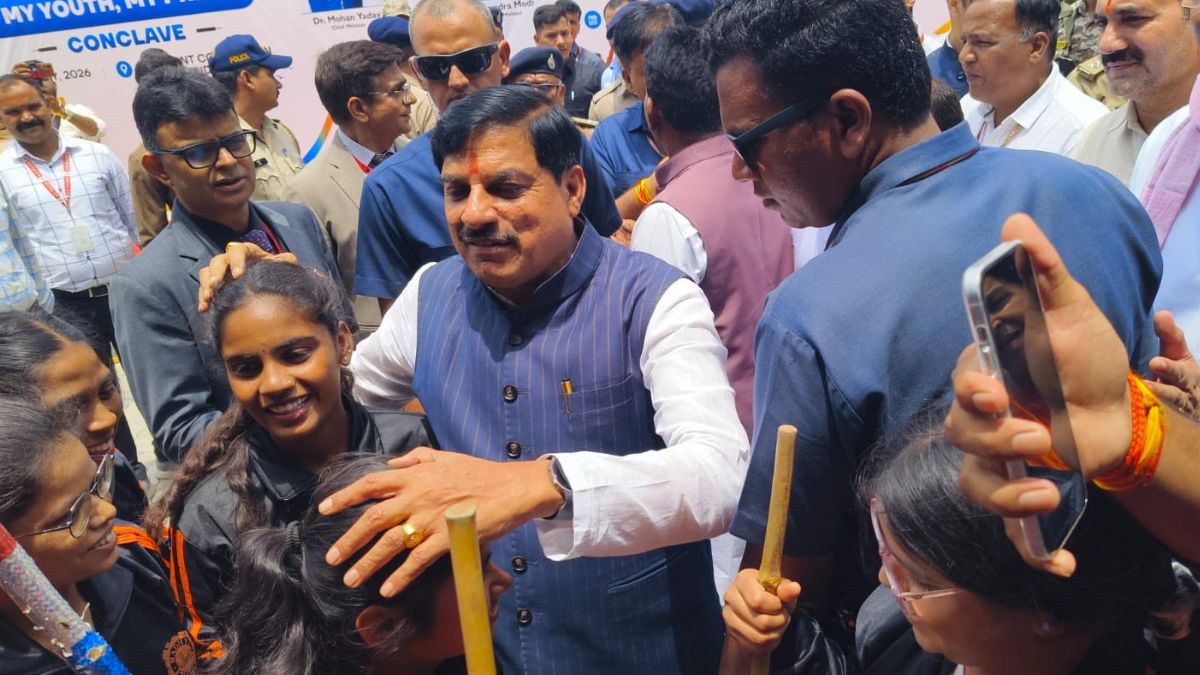 सीएम मोहन यादव ने माय यूथ-माय प्राइड कॉन्क्लेव-2026 में किया पर्यटन सखियों से आत्मीय संवाद