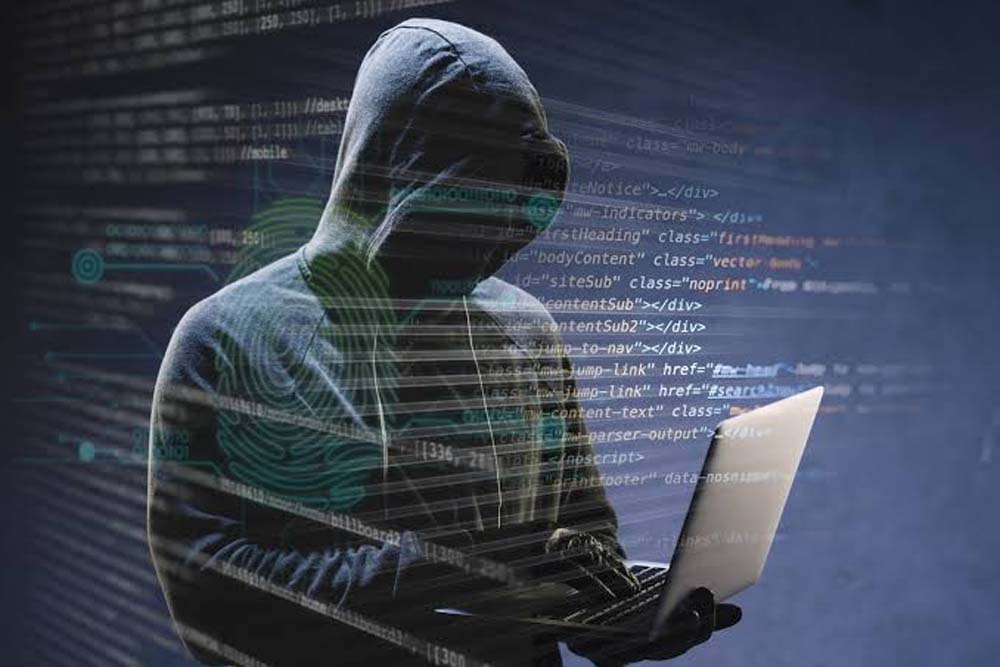 3 लाख के आसान लोन का झांसा देकर 61 हजार की ठगी, साइबर अपराधियों से सावधान
