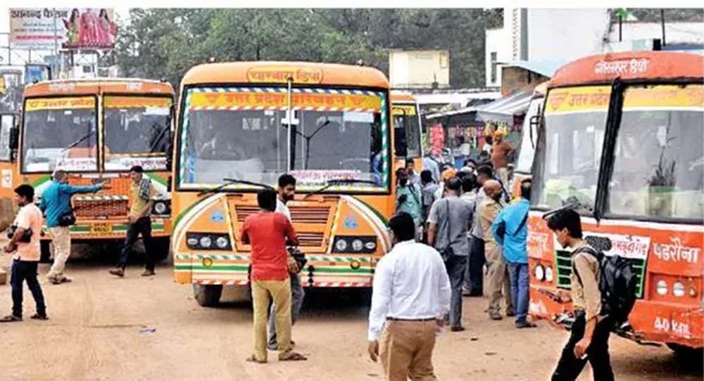 UP में 60+ महिलाओं को मुफ्त बस यात्रा, राज्यपाल की मंजूरी; रक्षाबंधन पर बढ़ाया गया बस संचालन
