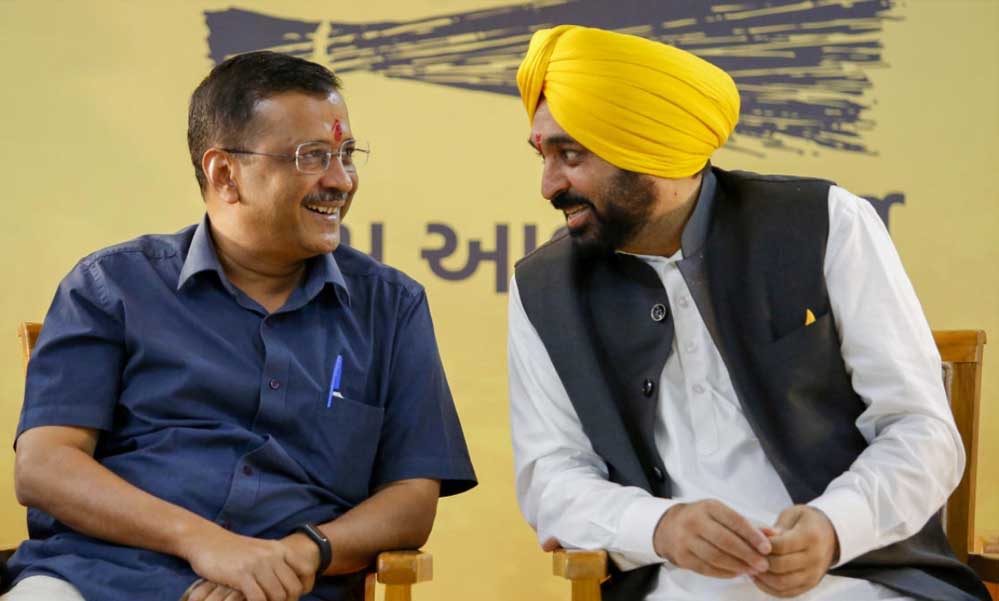लोकलुभावनी योजनाओं के सहारे सत्ता बचाने की कोशिश, AAP का ‘रंगला पंजाब’ एजेंडा तैयार