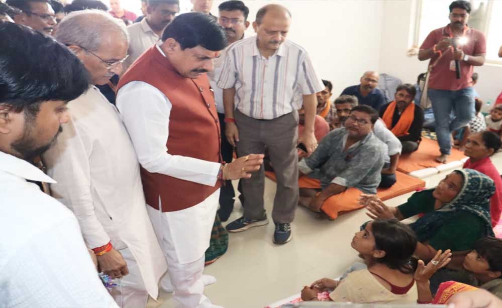 बाढ़ पीड़ितों को CM मोहन यादव का भरोसा, बोले- संकट की घड़ी में पूरी सरकार आपके साथ
