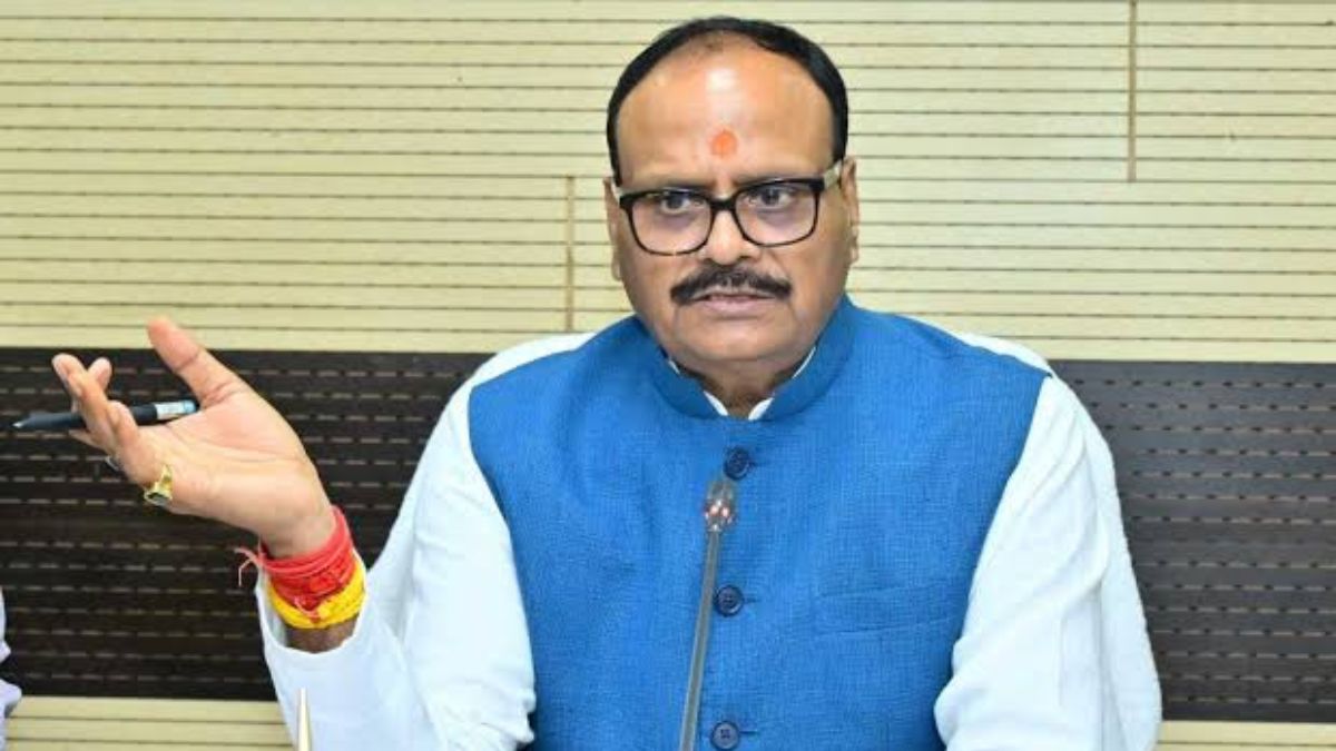 अखिलेश के चवन्नी-अठन्नी बयान पर ब्रजेश पाठक का पलटवार- यह जयंत नहीं, किसानों और जाटों का अपमान है