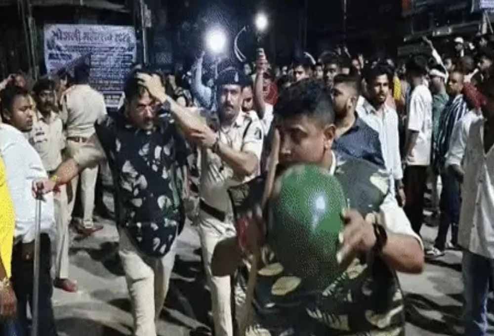 बिलासपुर में दो समुदायों के बीच तनाव, भारी पुलिस बल तैनात; 16 संदिग्ध हिरासत में