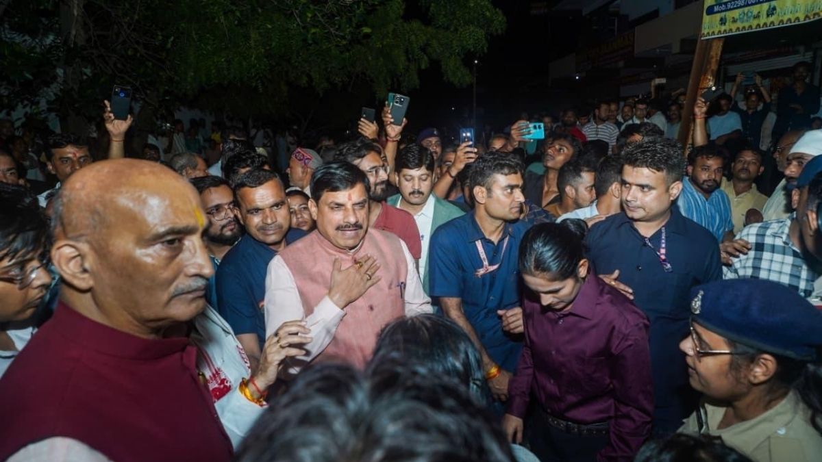 दिल्ली से सीधे रीवा पहुंचे सीएम डॉ. मोहन, की अतिवृष्टि-राहत कार्यों की समीक्षा, जानें क्या दिए निर्देश?