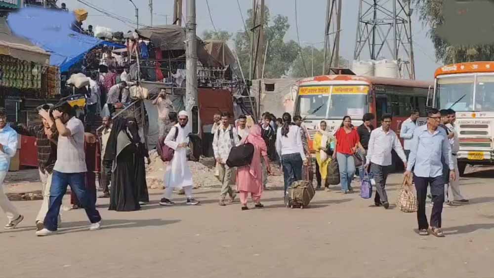 हड़ताल बेअसर! अमृतसर बस अड्डे पर सामान्य रही बसों की आवाजाही