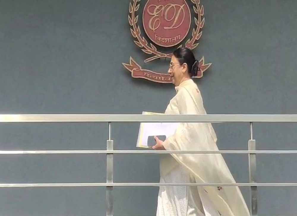 मोहाली हाउसिंग प्रोजेक्ट केस में IAS कंवलप्रीत बराड़ से ED की पूछताछ