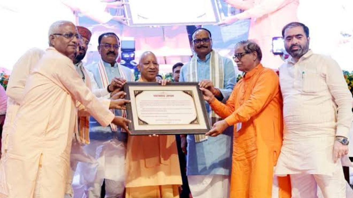 कोटेदारों ने योगी सरकार को दिया धन्यवाद, बोले- पहले लोग संदेह करते थे, अब देते हैं सम्मान
