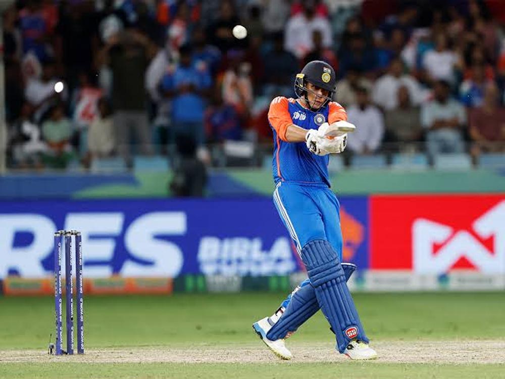 ICC रैंकिंग में अभिषेक शर्मा ने मारी छलांग, शाहिबजादा फरहान को पछाड़कर पहुंचे दूसरे स्थान पर