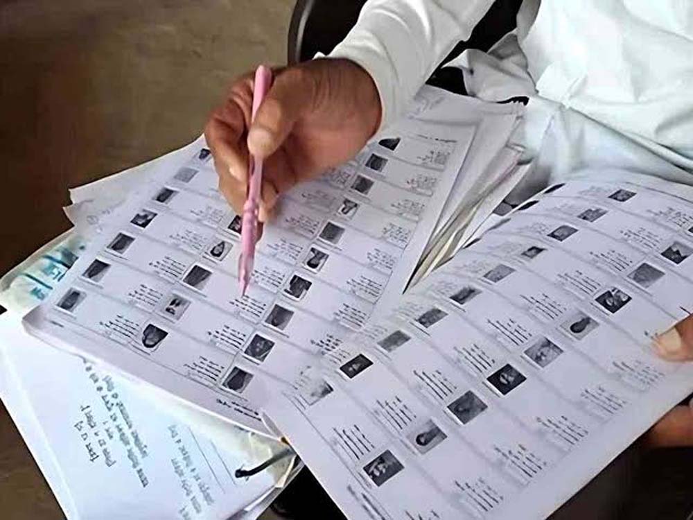दिल्ली की वोटर लिस्ट में बड़ा बदलाव, 1.45 करोड़ में से 47.5 लाख नाम हटे; जानें नाम जुड़वाने का तरीका
