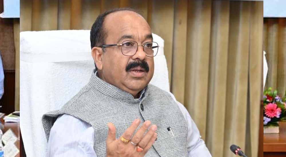 अधिकारियों को अरुण साव की दो टूक—सुबह मैदान में उतरें, समस्याएं देखें और मौके पर कराएं समाधान
