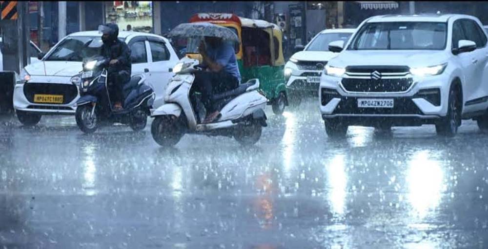 यूपी से मानसून की वापसी तेज, पूर्वी जिलों में हल्की बारिश का अलर्ट