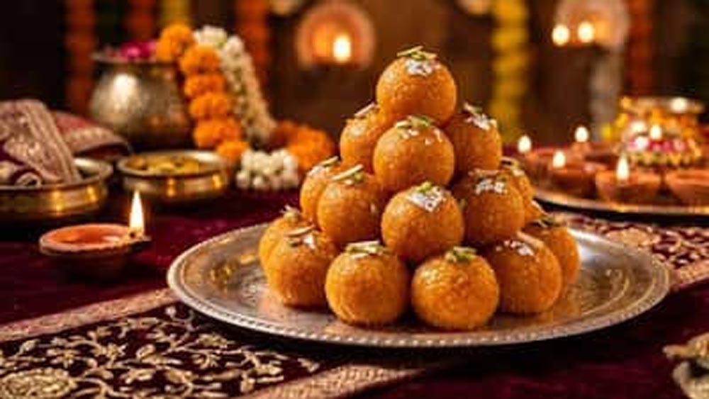 गणेशोत्सव पर घर में बनाएं दानेदार मोतीचूर लड्डू, बिना झारे के जानें आसान रेसिपी