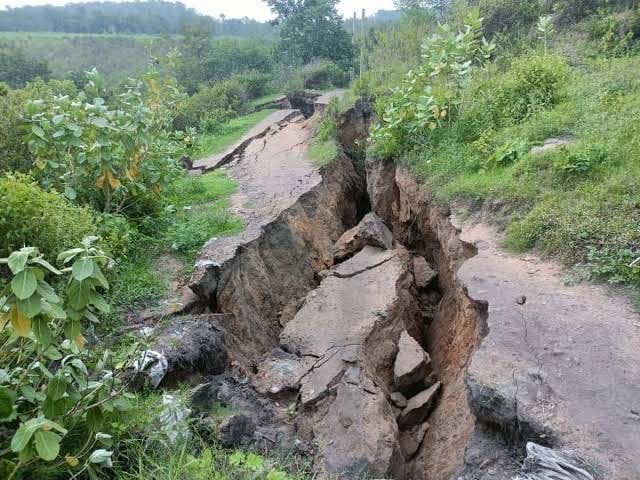 झरिया से आगे निकला खतरा: कतरास और निरसा में भी विकराल होती भू-धंसान की समस्या, दशकों पुराने खनन की विरासत ने बढ़ाई धनबाद की मुश्किलें