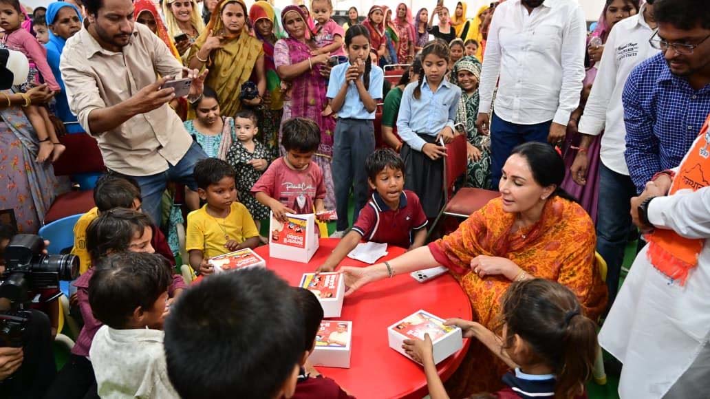 आंगनबाड़ी केंद्र बच्चों के भविष्य की पहली पाठशाला, दिया कुमारी ने बताया ‘लोकल हीरो’
