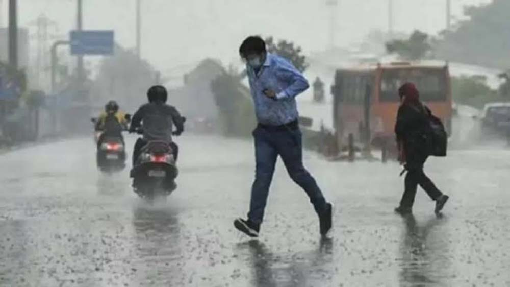 यूपी-बिहार समेत 20 राज्यों में आज आफत वाली बारिश, तेज आंधी का अलर्ट