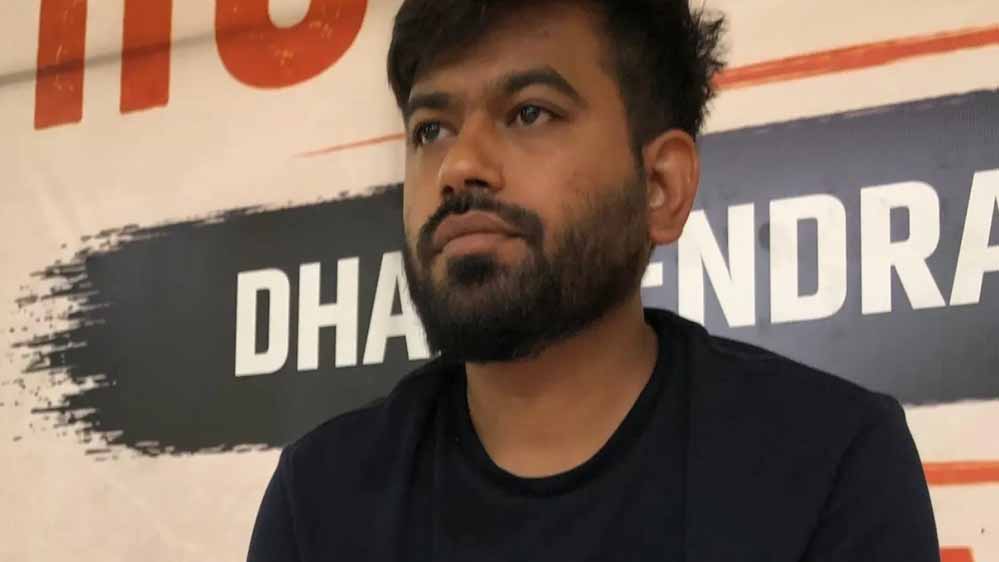 अभिजीत दीपके का नया आंदोलन शुरू, इस बार किसके पीछे पड़े ‘कॉकरोच’?