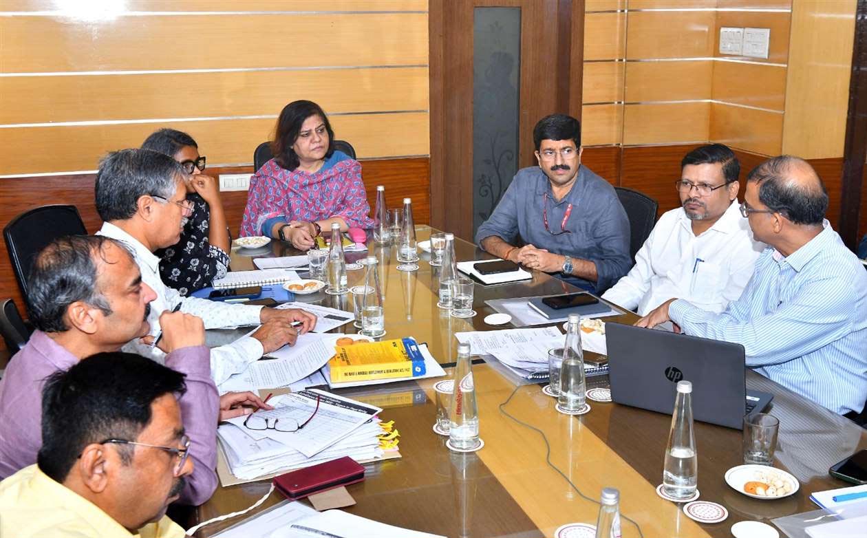 क्रिटिकल मिनरल्स की खोज तेज करने की तैयारी, GSI और RSMET के बीच जल्द होगा करार