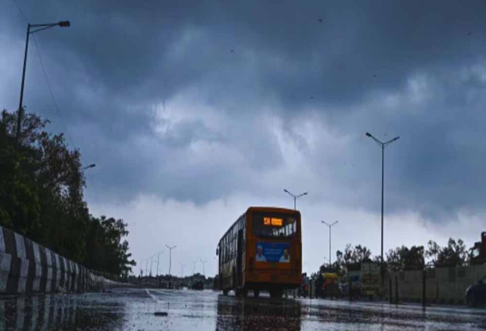 छत्तीसगढ़ में अगले दो दिन सामान्य बारिश के आसार, रायपुर का पारा 33 डिग्री तक जाने की संभावना