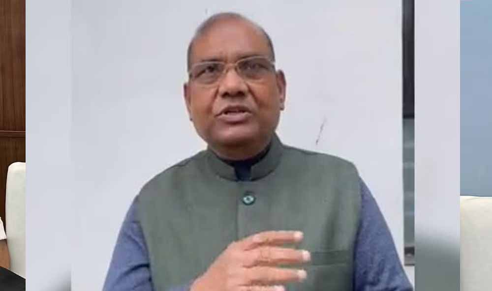 सपा सरकार की नीतियों पर बृजलाल का हमला, फैसलों को बताया ‘ओपन कम्युनल कांस्पीरेसी’