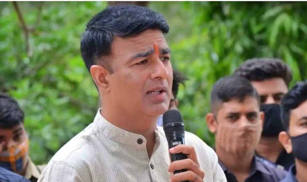 ‘ये लोग देश के गद्दार, समानता नहीं चाहते’- ओवैसी ने किया UCC का विरोध तो भड़के संगीत सोम