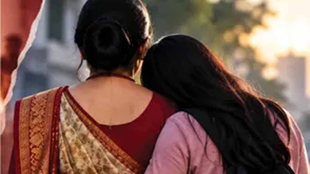 कानपुर में हैरान करने वाला मामला, तीन बच्चों की मां युवती संग घर से फरार