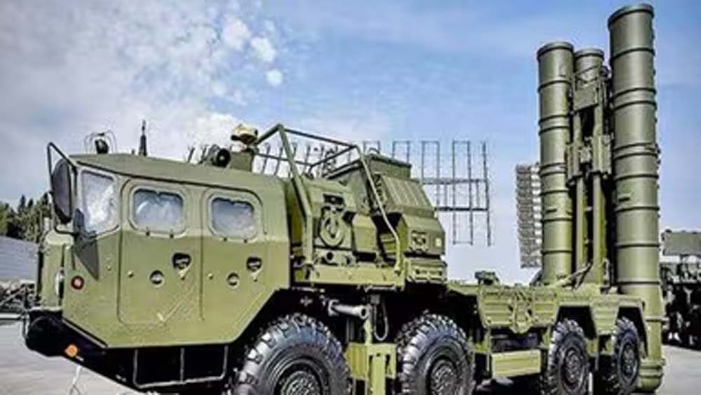 ऑपरेशन सिंदूर के बाद भारत की एयर डिफेंस और मजबूत, रूस ने 5 नए S-400 स्क्वाड्रन का दिया ऑफर