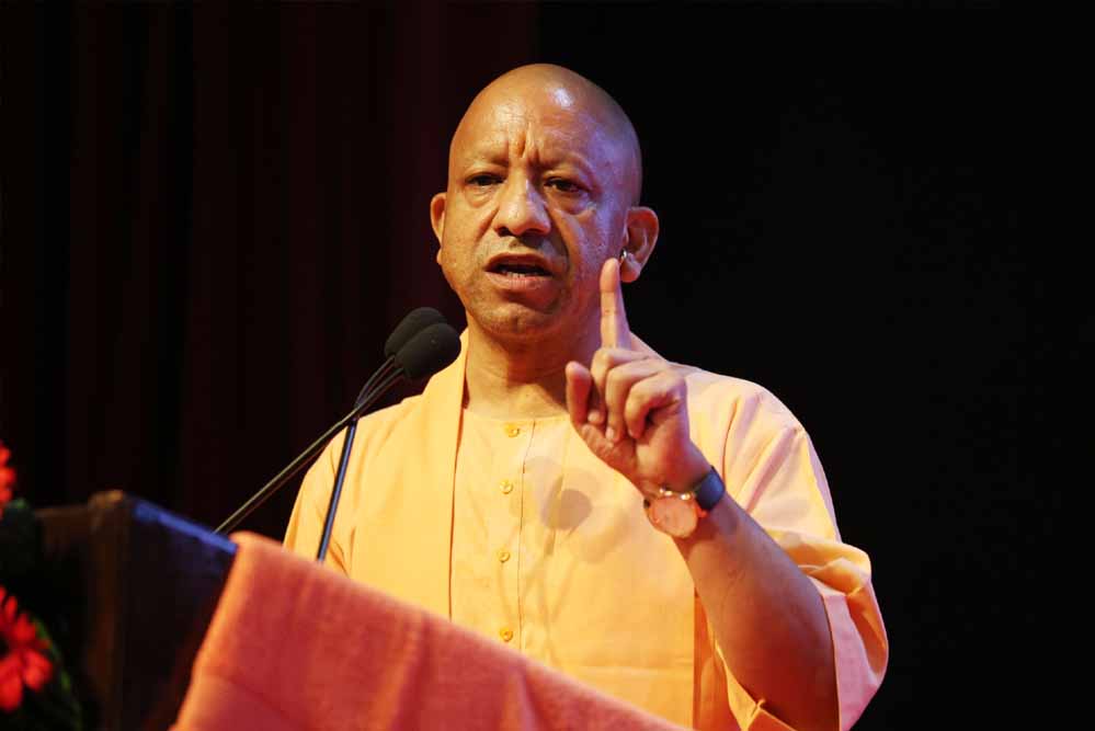 लोकभवन में 818 युवाओं को मिला नियुक्ति पत्र, मुख्यमंत्री योगी बोले- भर्ती का सिलसिला लगातार रहेगा