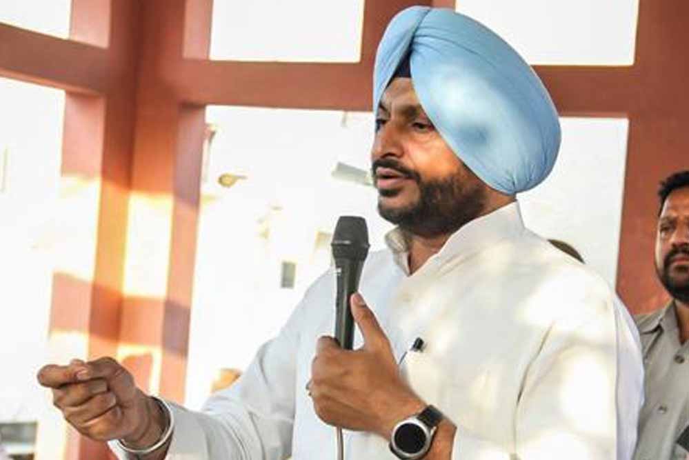 लुधियाना में सियासी हलचल, CM मान के काफिले पर टमाटर फेंकने की कोशिश; BJP नेता हिरासत में